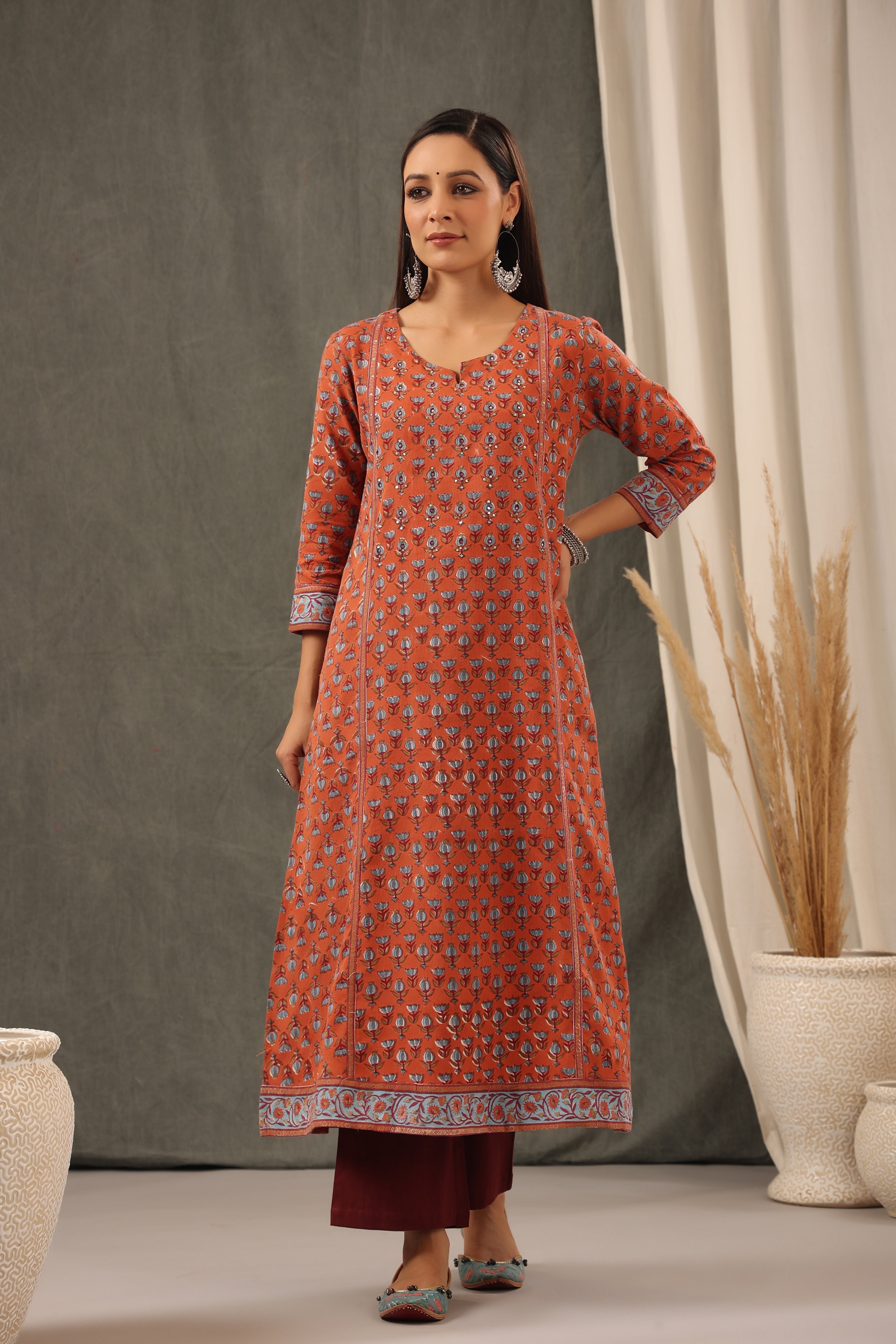Shuddhi Bric Red And Saphire Blue Kurta And Duppatta Set