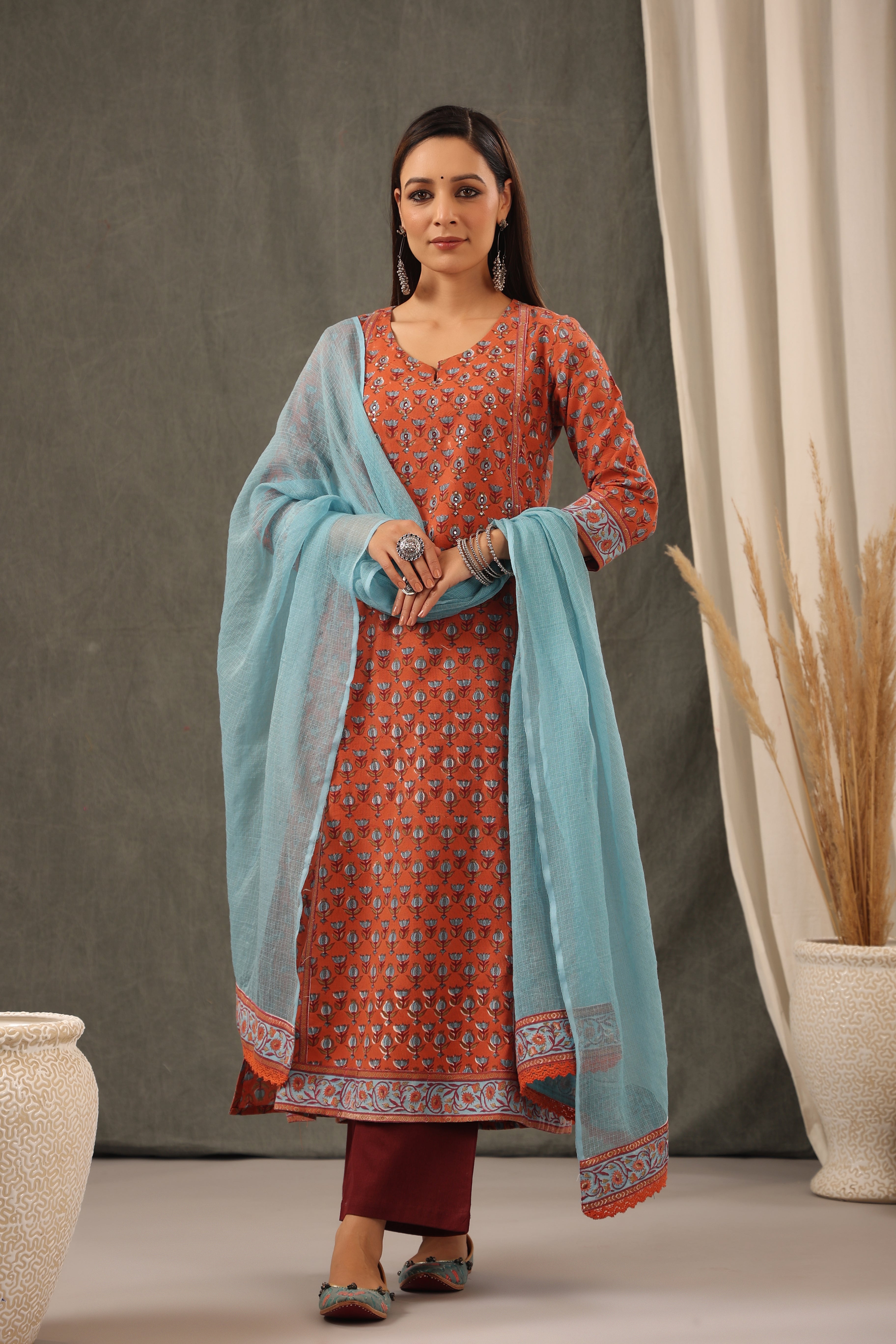 Shuddhi Bric Red And Saphire Blue Kurta And Duppatta Set