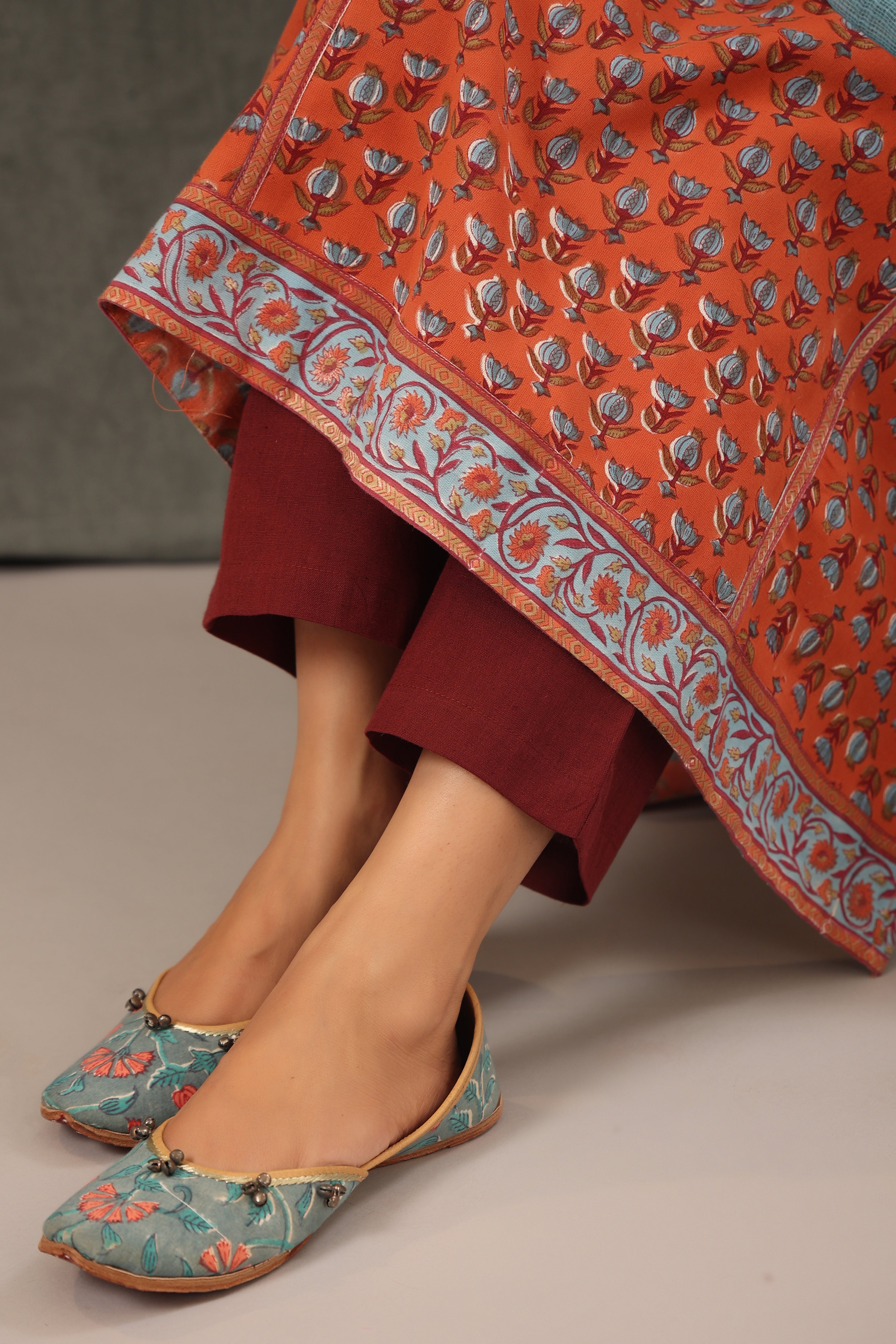 Shuddhi Bric Red And Saphire Blue Kurta And Duppatta Set