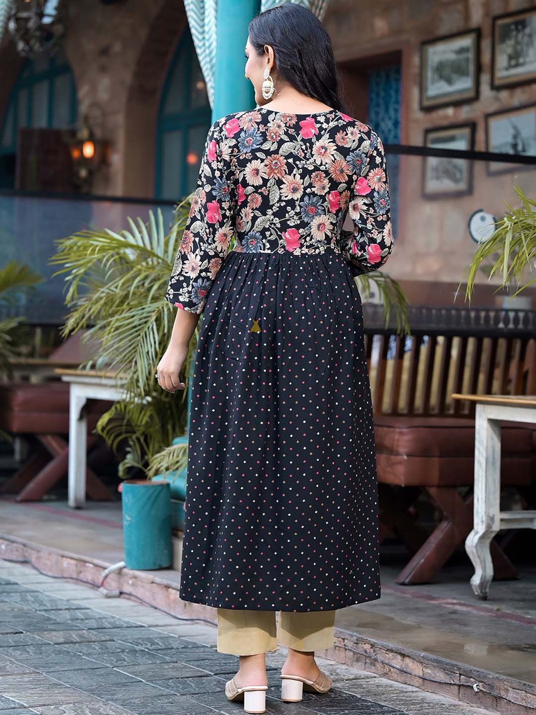 Label Khoj Women Balck A line*Alia Kurti With *Pocket