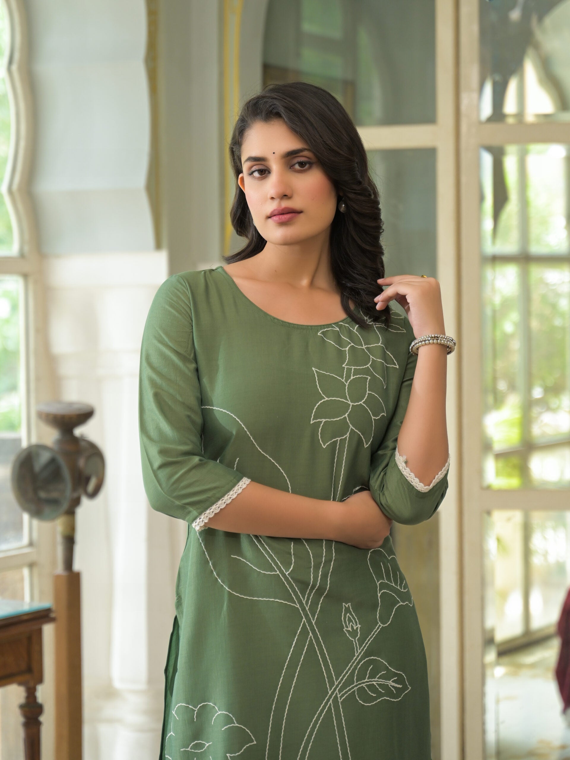 Label Khoj Women Chinon Silk Embroidery Work Kurta & Bottom Set