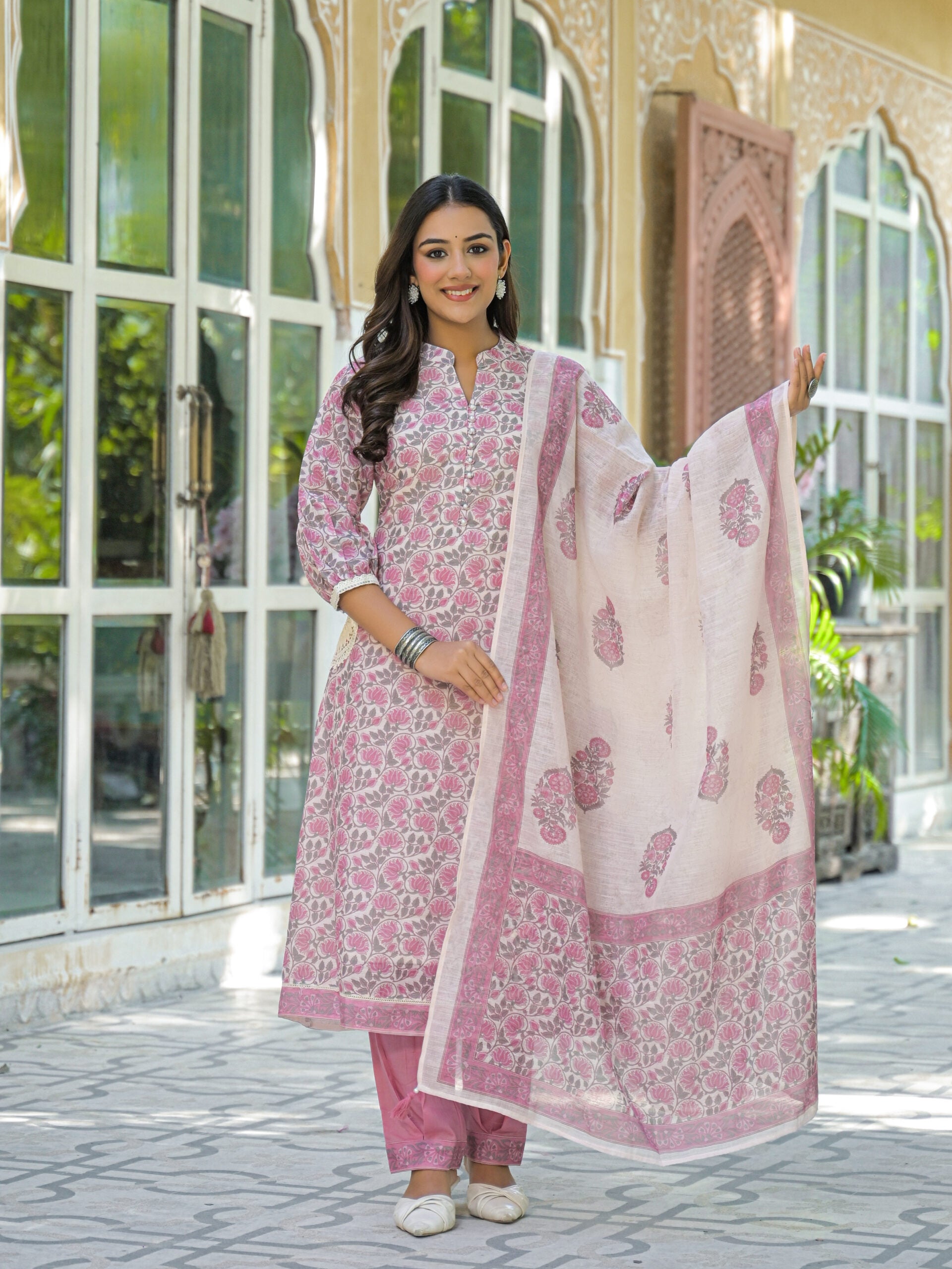 Label Khoj Women Lilen kurta, trouser and dupptta set