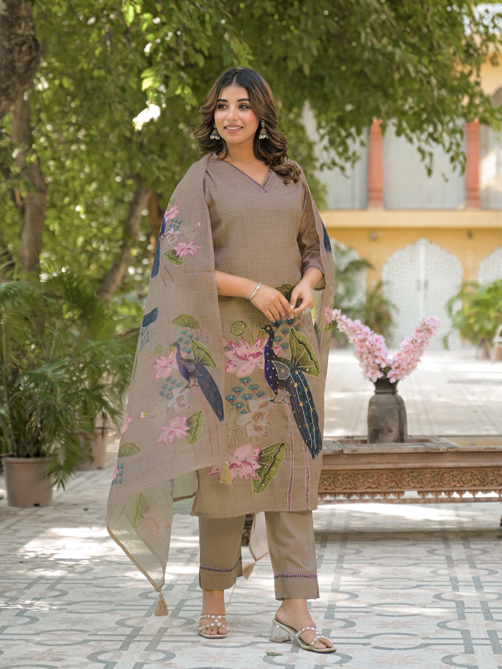Label Khoj Women Lilen kurta, trouser and dupptta set