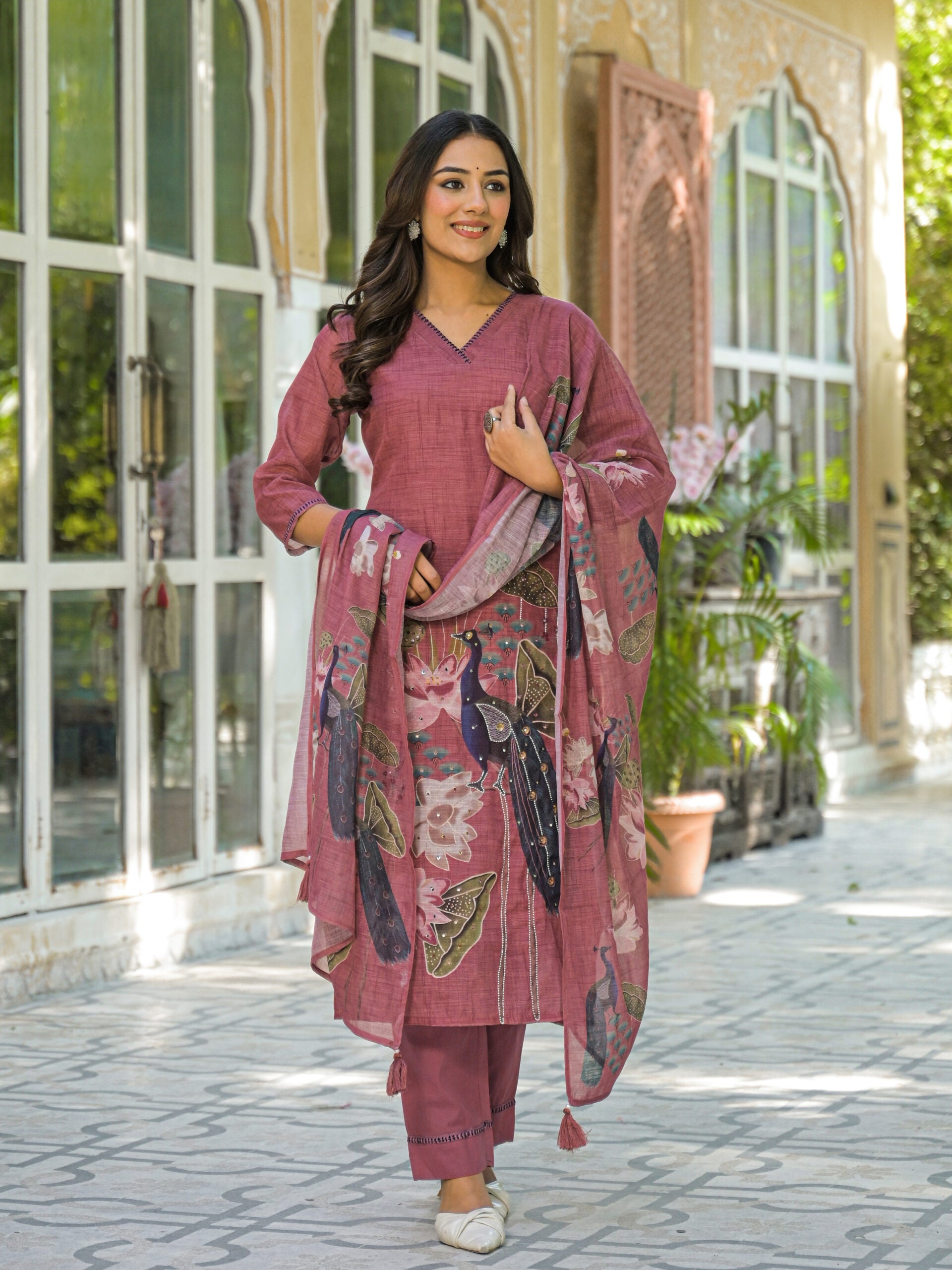 Label Khoj Women Lilen kurta, trouser and dupptta set