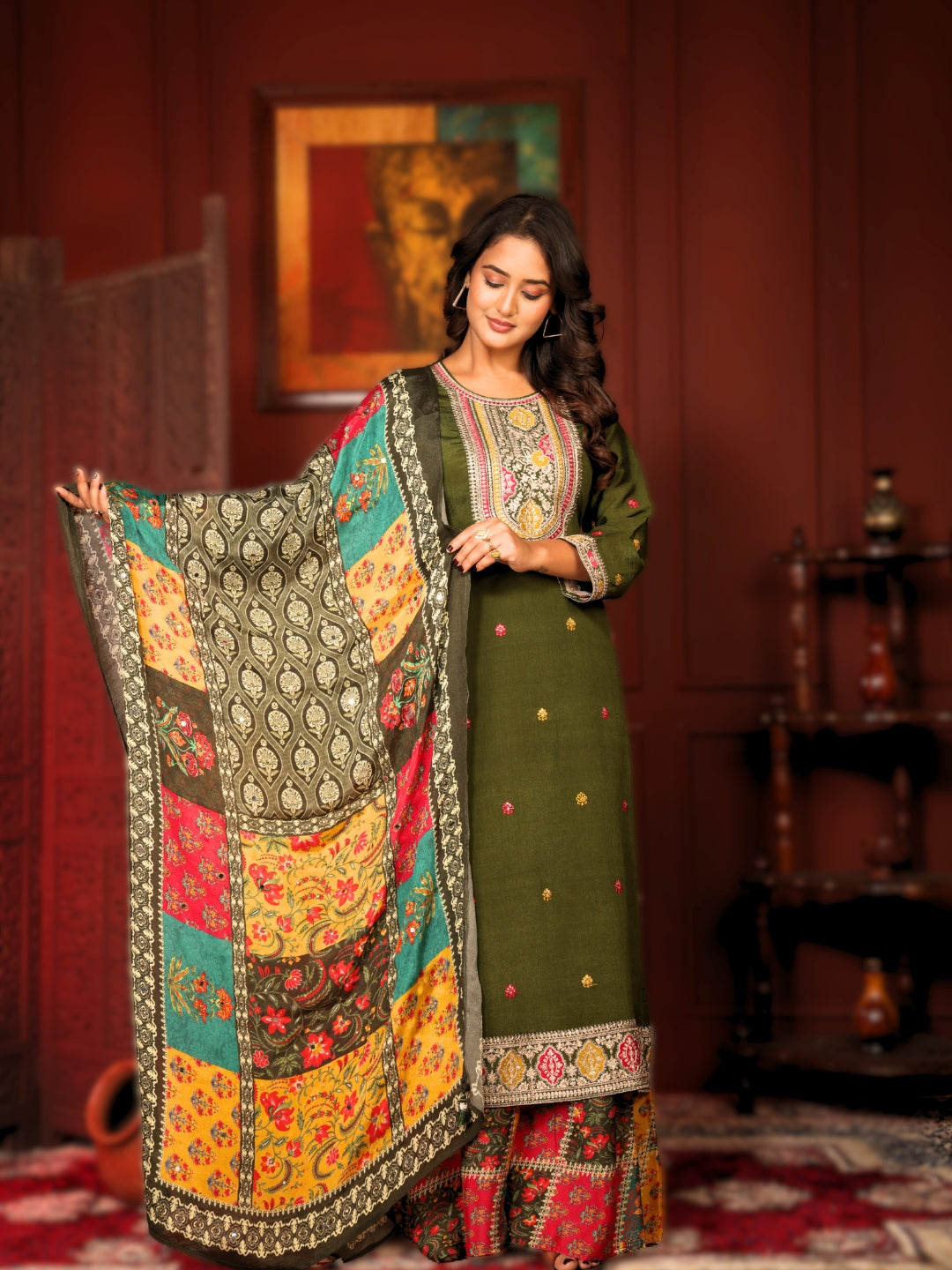 Label khoj chinon mal Embroidered Kurta With sharara & Dupatta