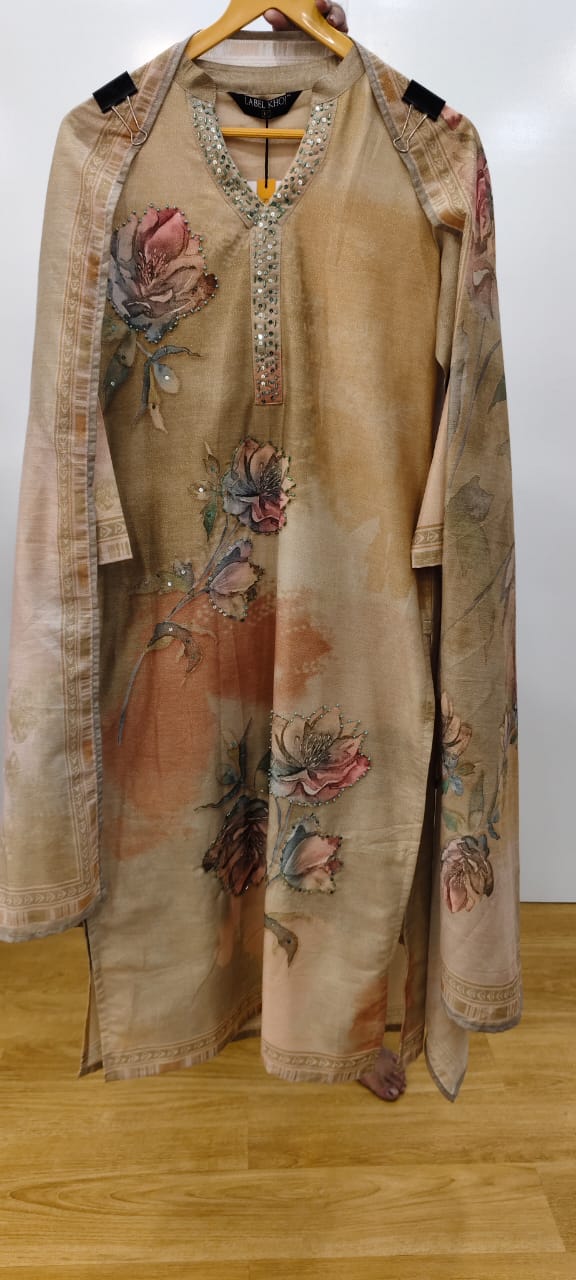 Label khoj Maslin shimmer kurta , trouser and dupptta set