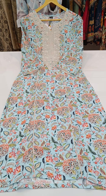 Label khoj viscose rayon printed kurti and sleeve lace