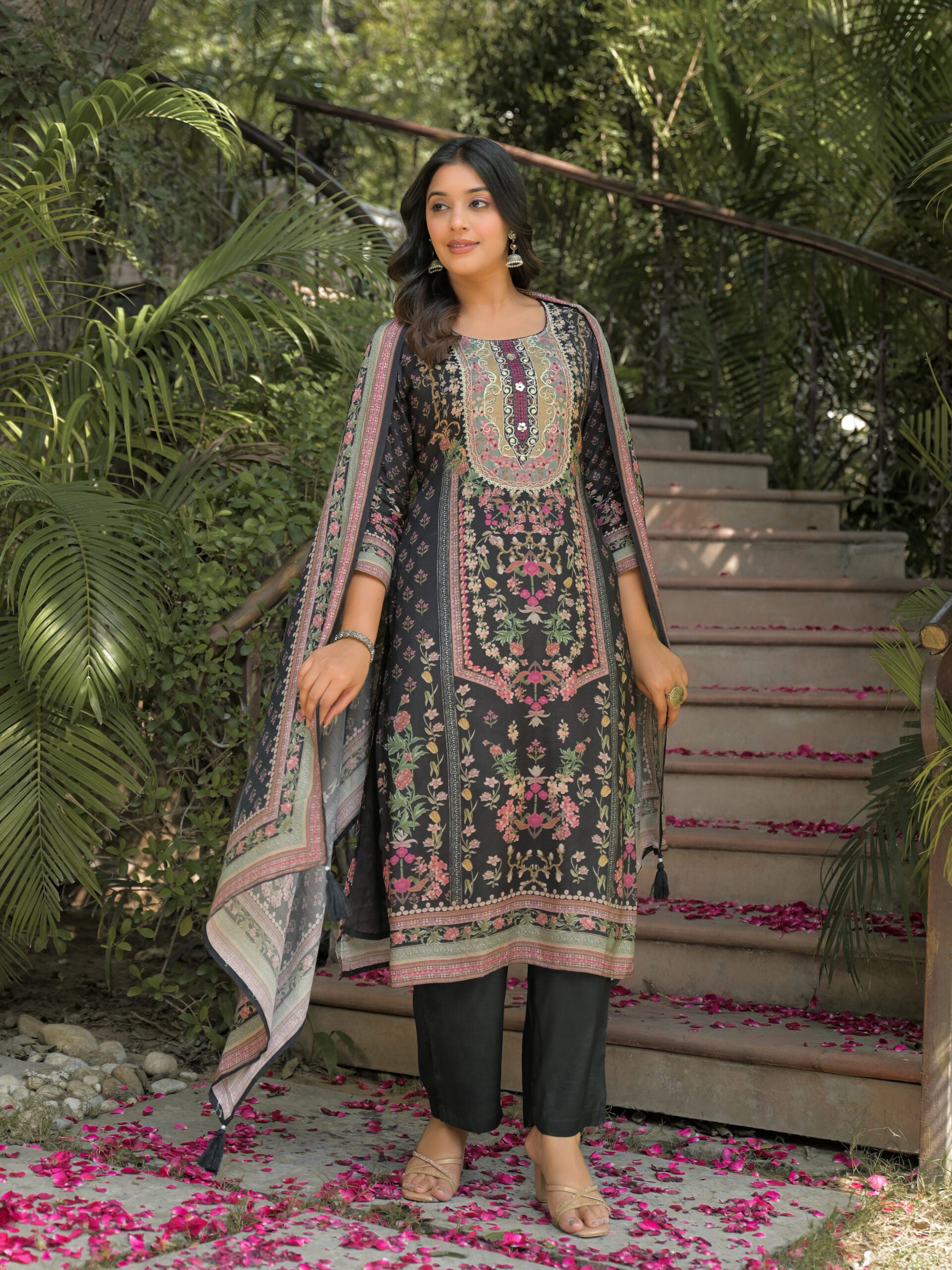 Label Khoj Women Pure viscose maslin with hand work kurta set