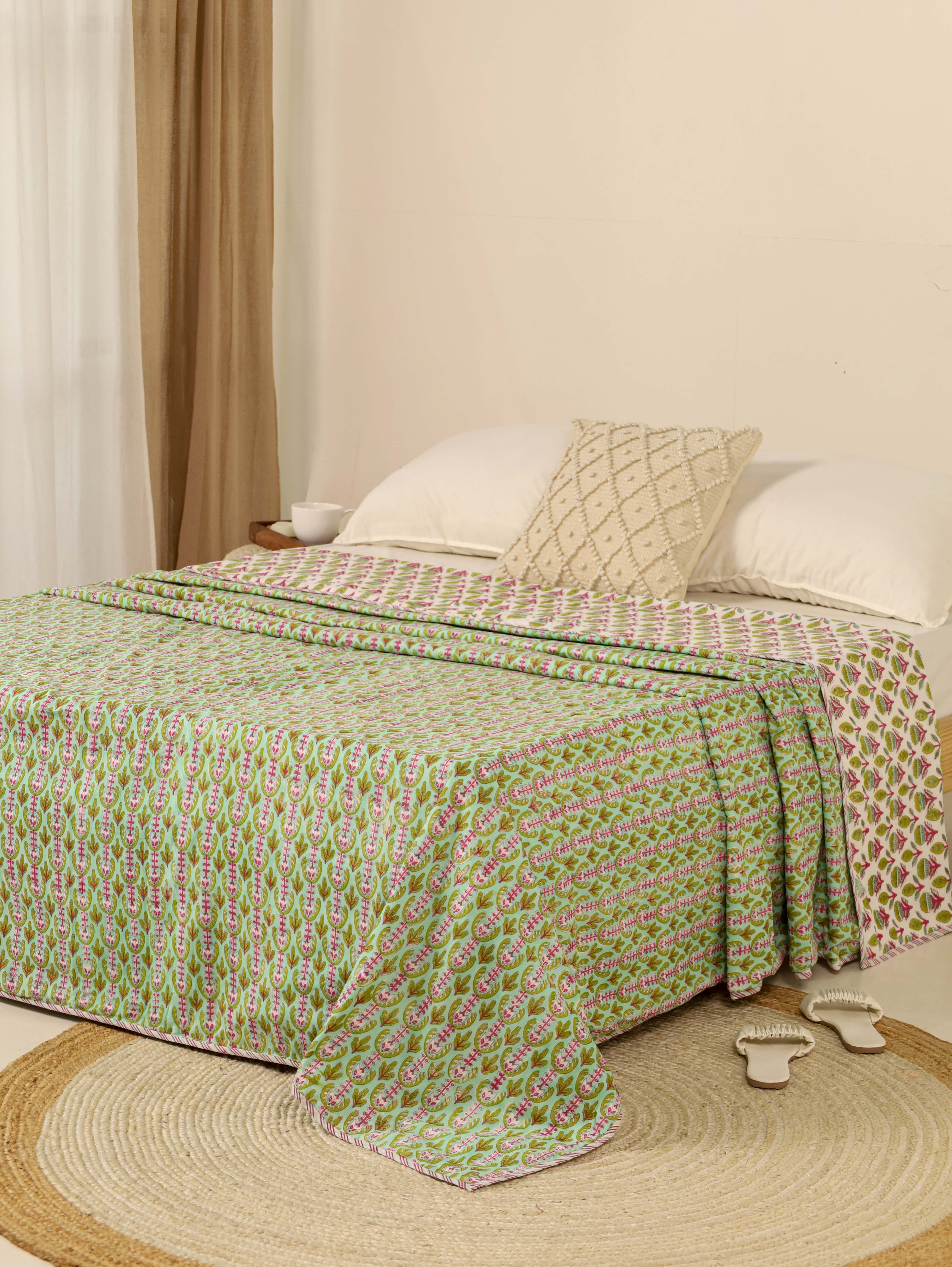 Green Dohar Reversible Bed Spreader