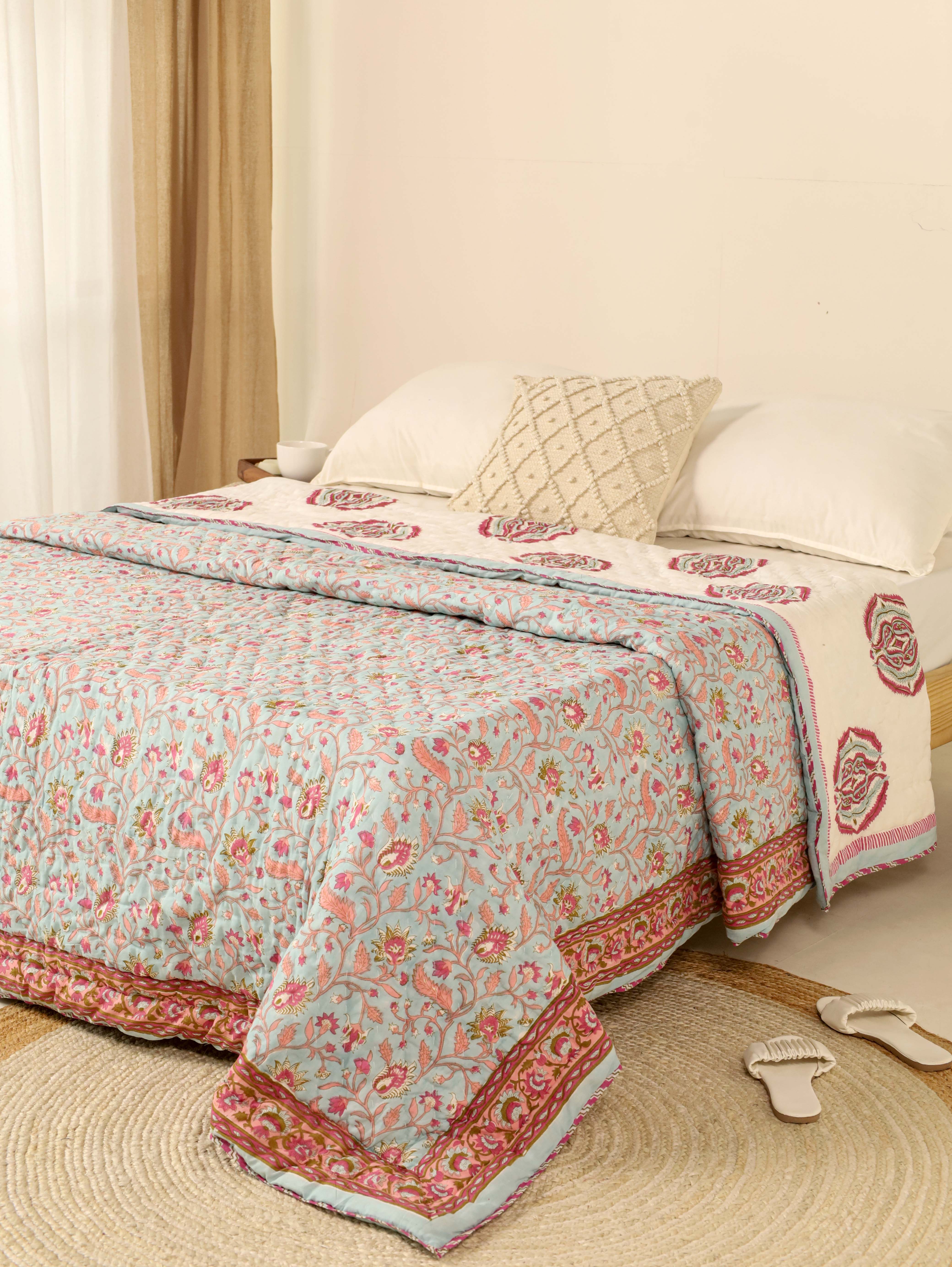 Light blue and Maroon Reversible Quilted Razai