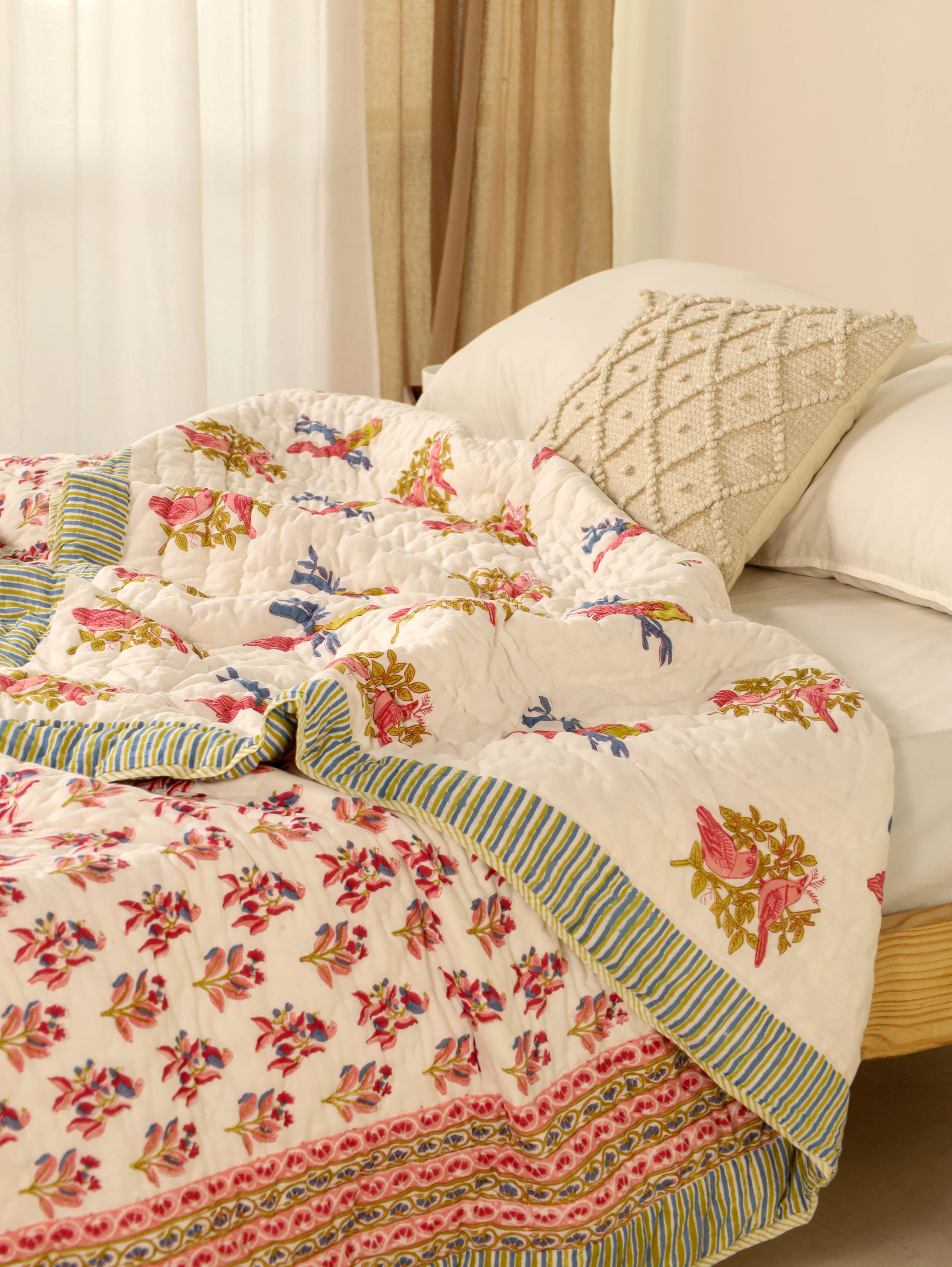 Red and Green Reversible Quilted Bed Razai