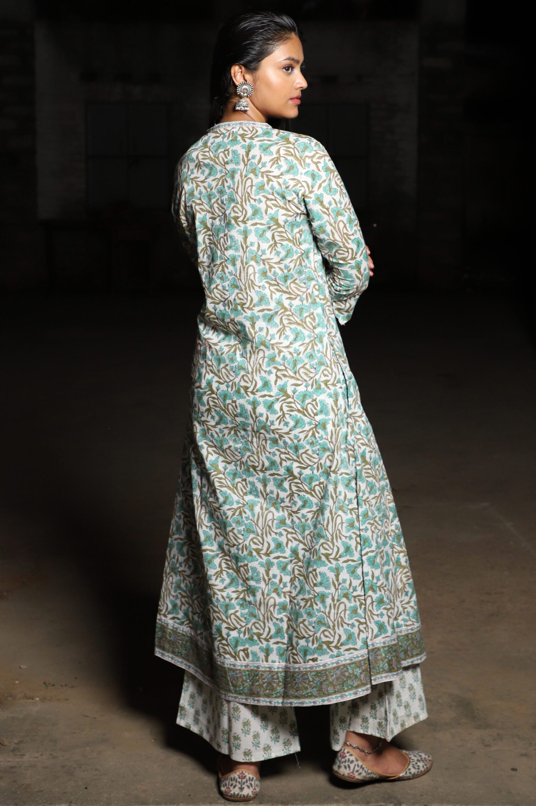 Shuddhi Green Tonal A line Kurta And Pant Set