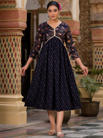 Label Khoj Women Rayon print A line Alia kurta with Pocket
