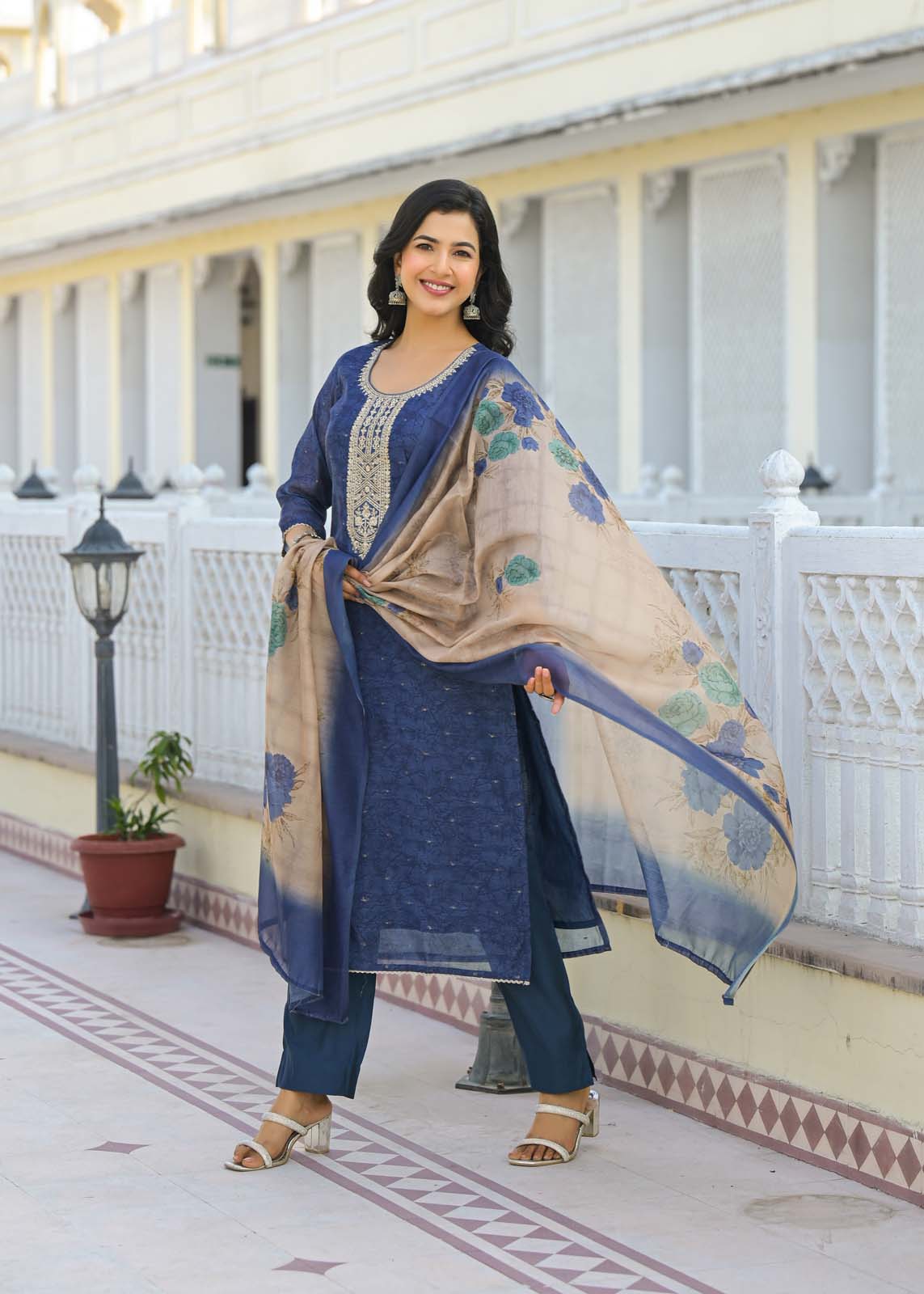 Label Khoj Women Chanderi kurta, trouser and dupptta set