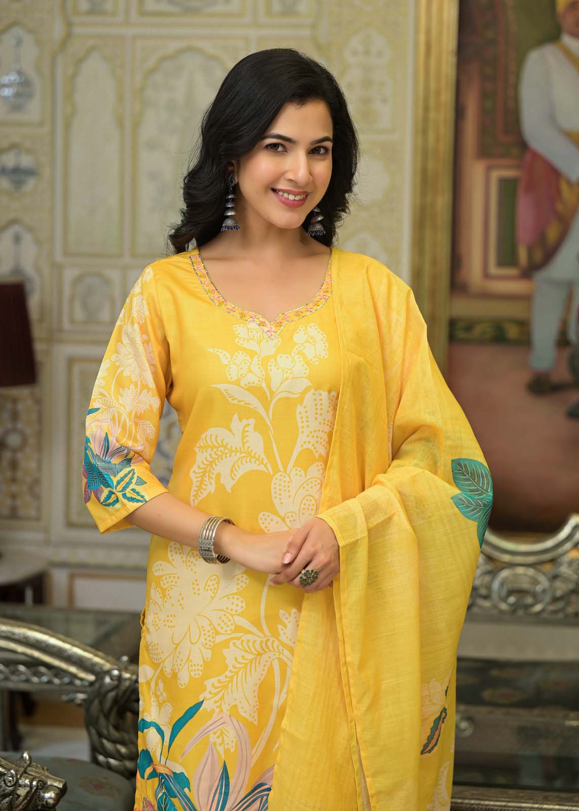 Label Khoj Women Linen kurta, trouser and dupptta set