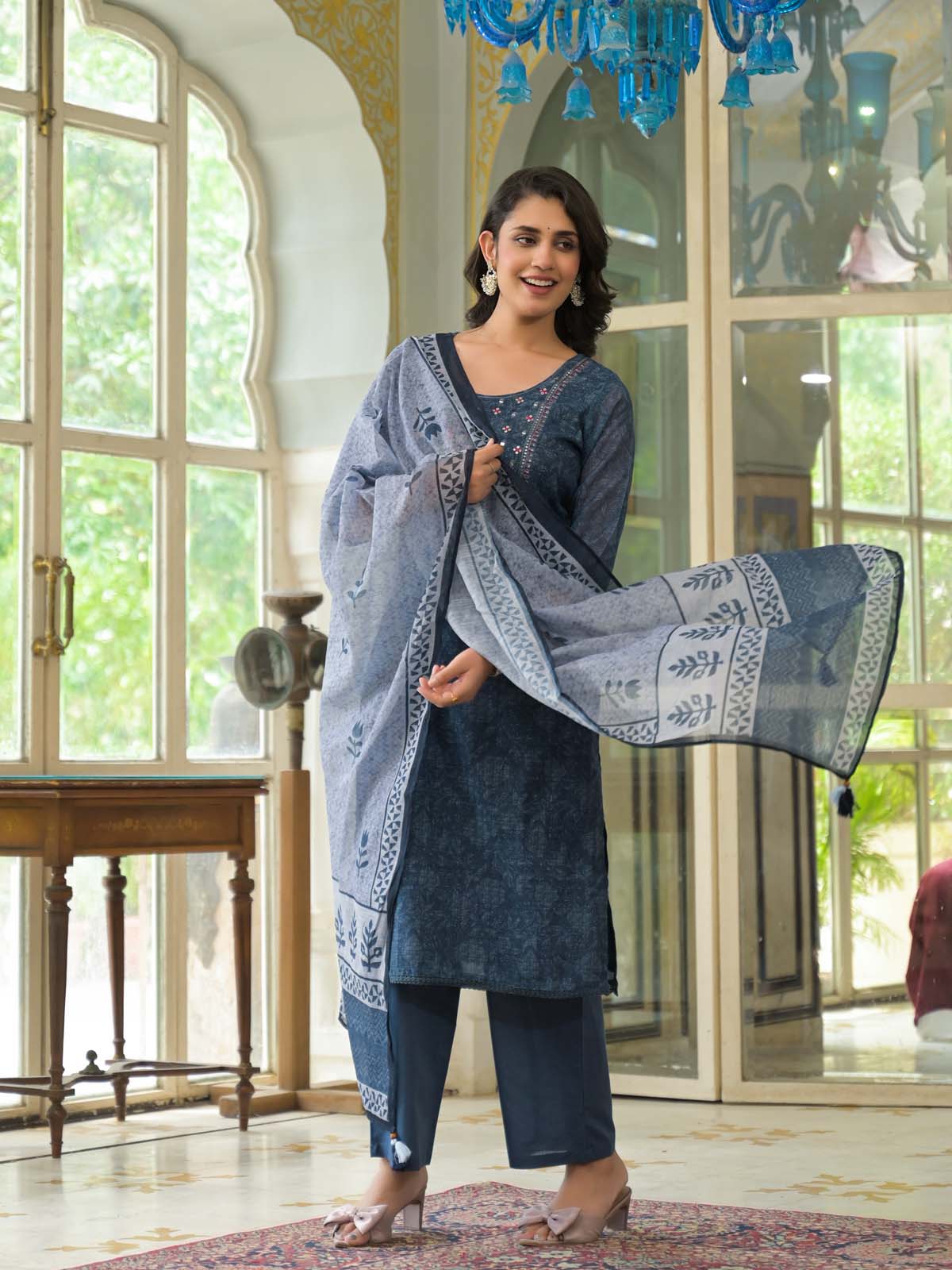 Label Khoj Women Lilen kurta, trouser and dupptta set