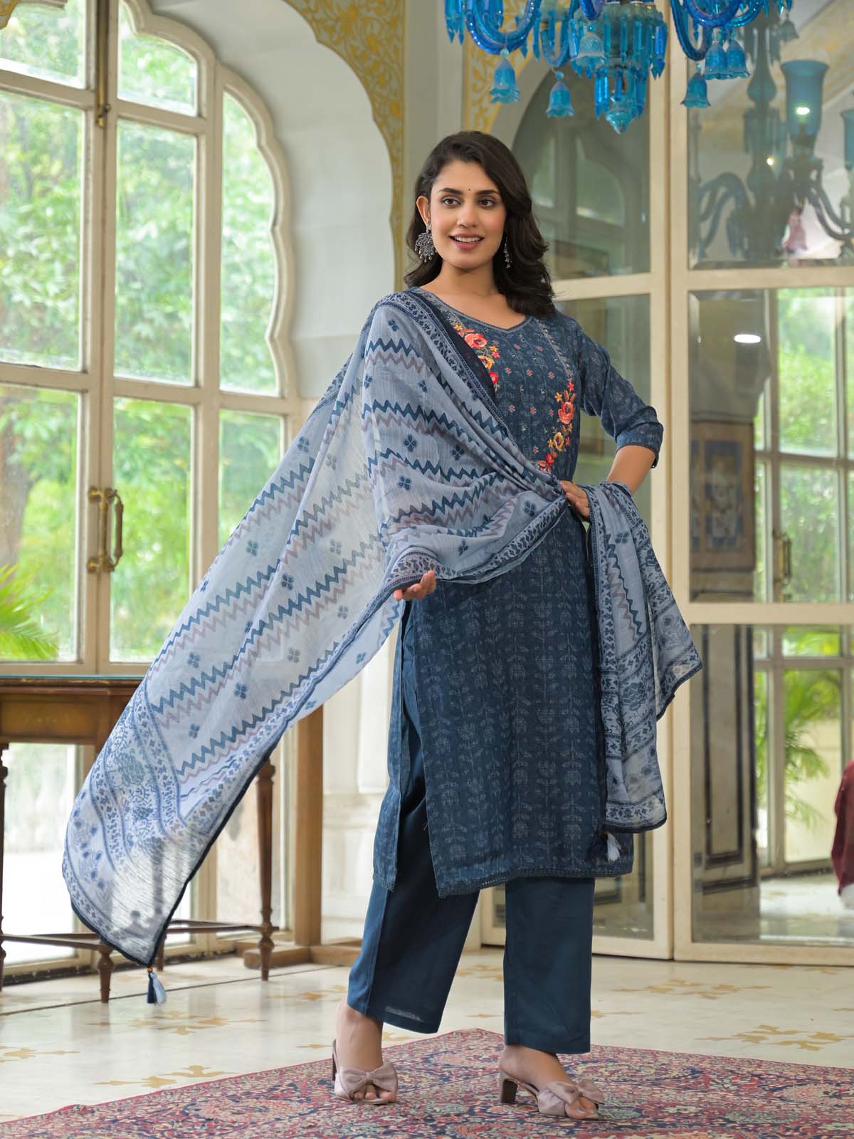 Label Khoj Women Lilen kurta, trouser and dupptta set