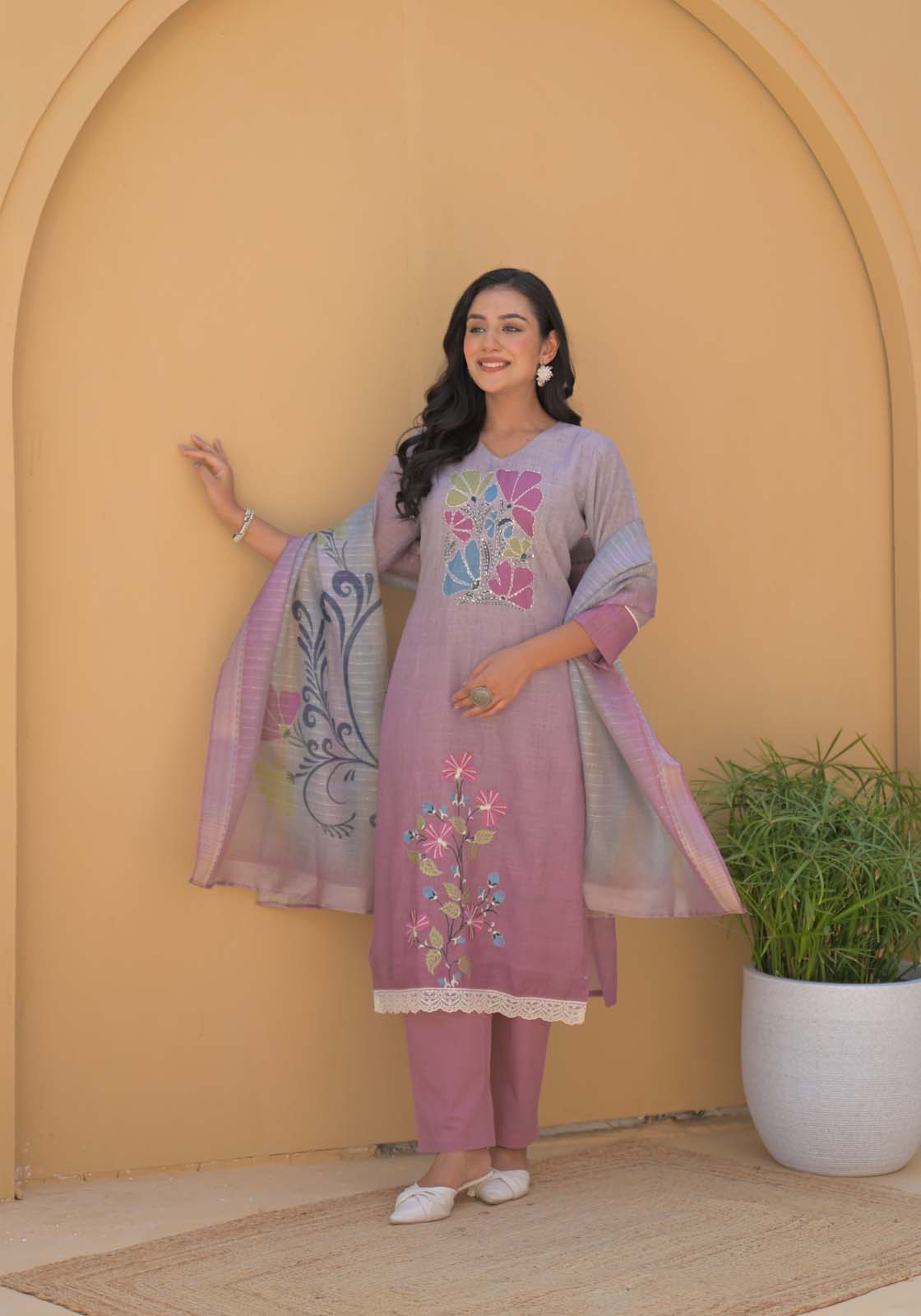 Label Khoj Women Lilen kurta, trouser and dupptta set