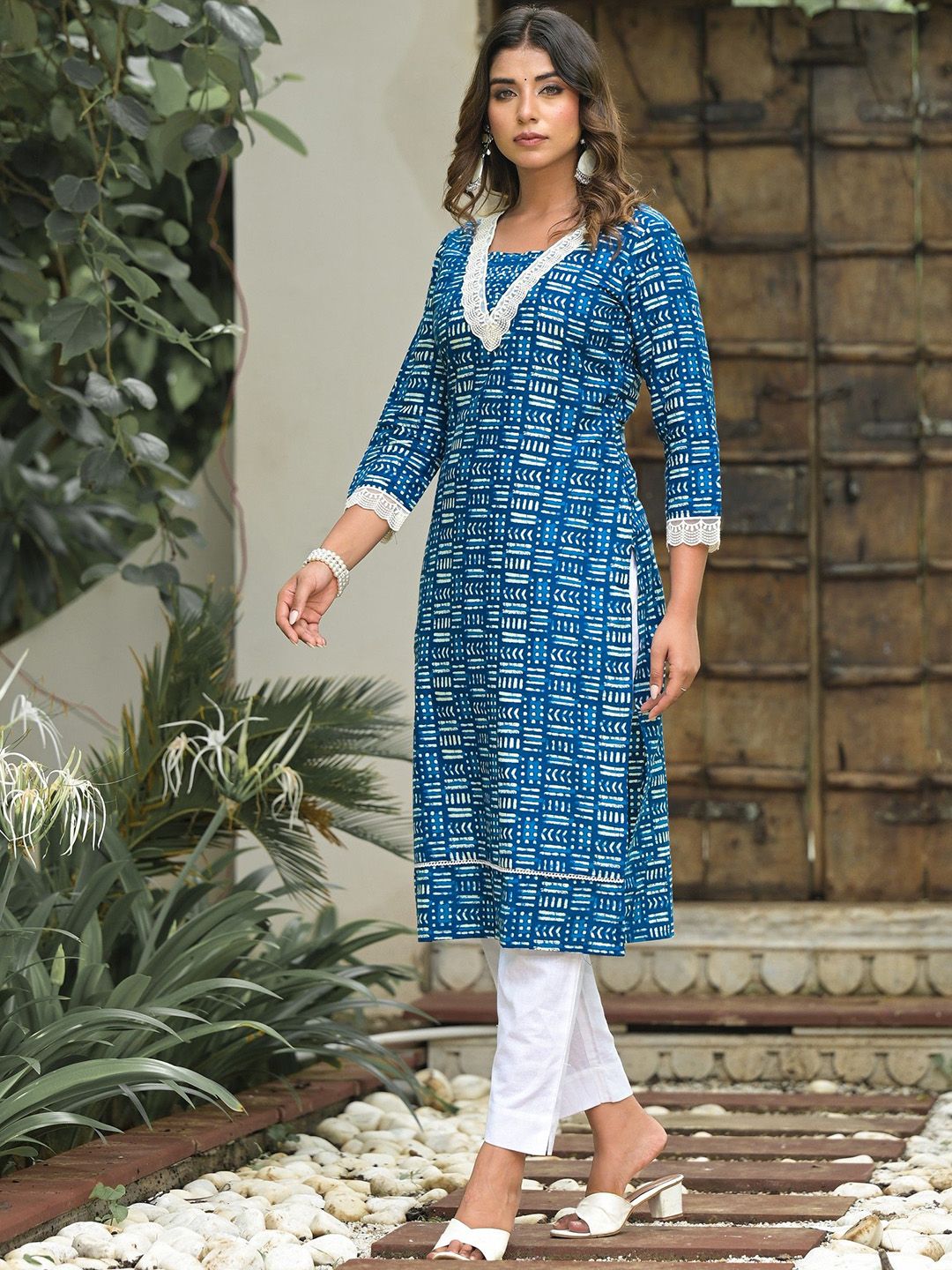 Label Khoj Women  Cotton  Embroidery Blue Color Kurta For Women