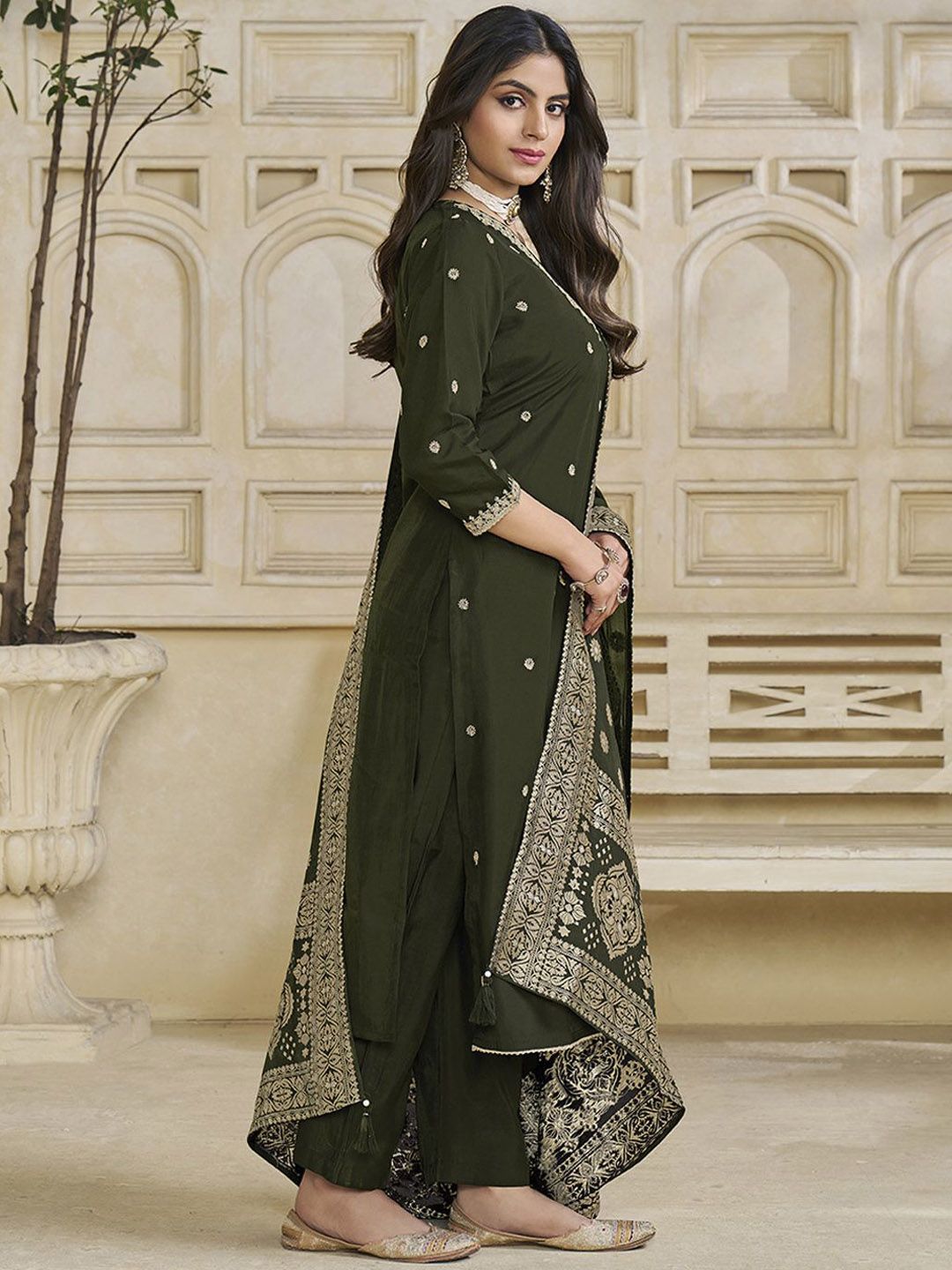 Label Khoj Women Roman Silk Embroidery  Work Mehndi Color Kurta & Bottom With Dupatta  Set