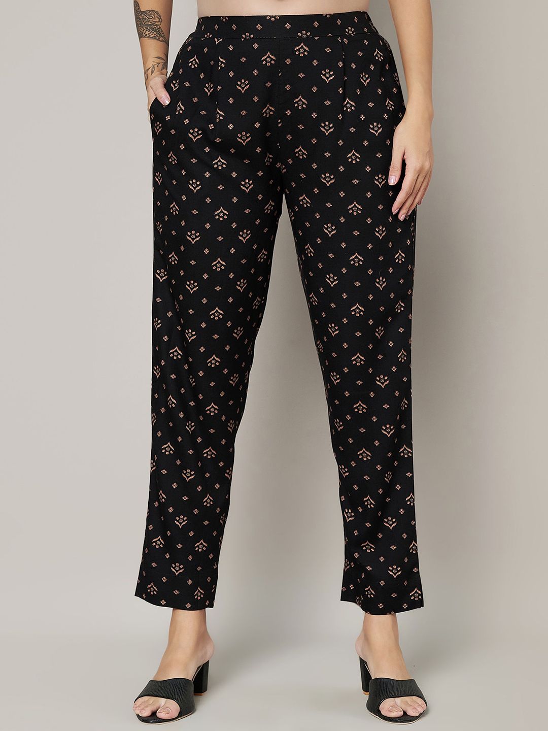 Label Khoj Womens Black Rayon Printed Coord Set