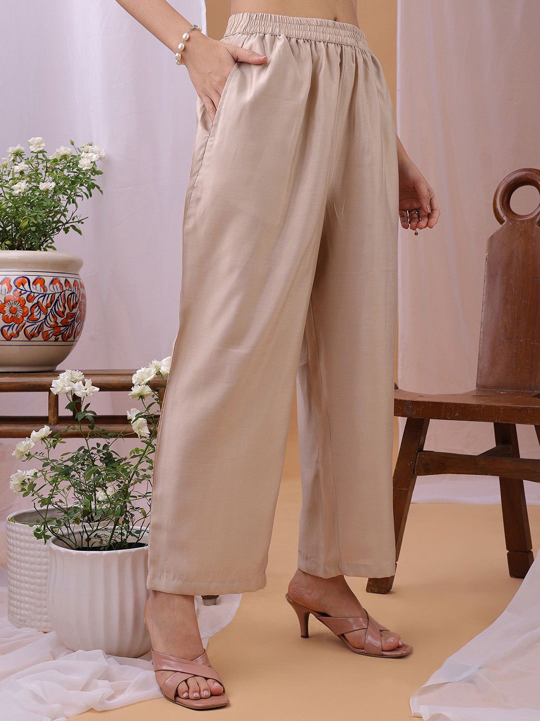 Label Khoj Women's Peach Silk Blend Thread Work Kurta with Pant and Peach Dupatta