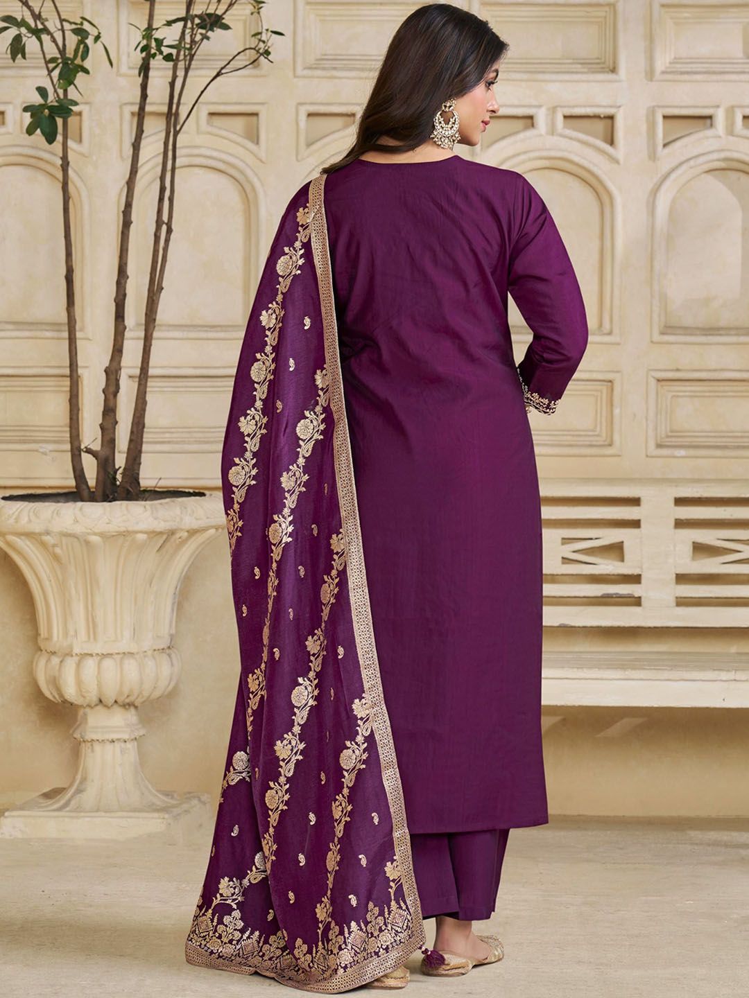 Label Khoj Women Roman Silk Embroidery  Work Voilet Color Kurta & Bottom With Dupatta  Set