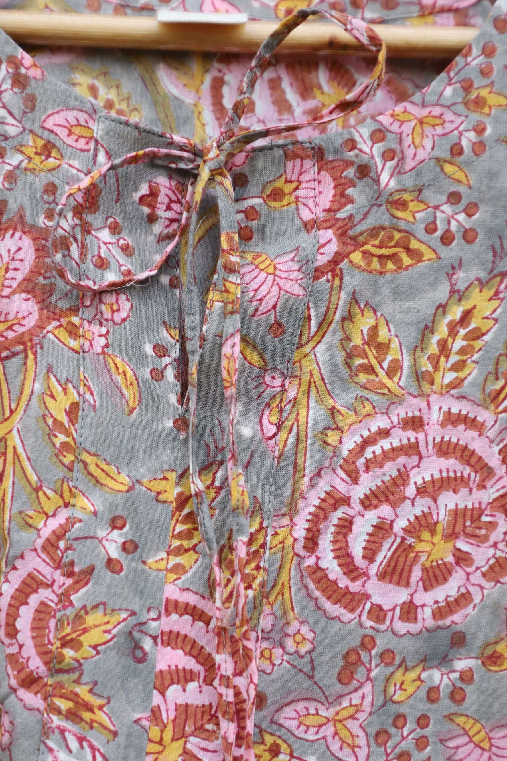 Coral Blue With The Combination Of Pastel Pink