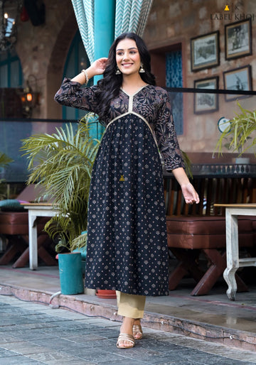Label Khoj Women Rayon print  A line Alia kurta with Pocket